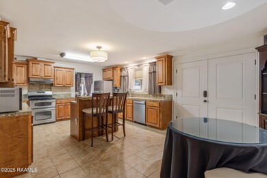 1-web-or-mls-5504 Shoreline Dr-3