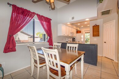 06 Dining Room