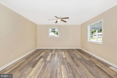 1134 Outer Dr, Hagerstown, MD 21742 - photo 6