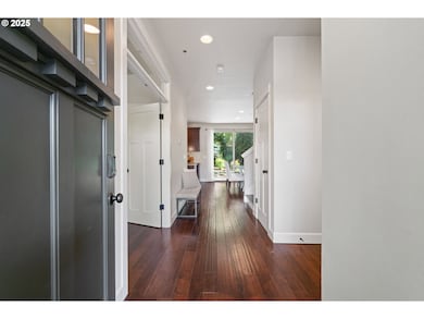 23109 Bland Cir, West Linn, OR 97068 - photo 6