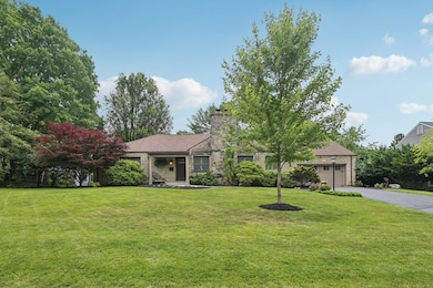 4-web-or-mls-W Riverglen Dr-1106-004