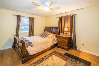 34 Pebble Path Ln, West Springfield, MA 01089 - photo 5