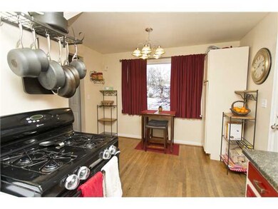 Kitchen with Eating Space