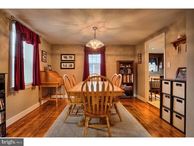 807 Elnore Ave, Temple, PA 19560 - photo 5