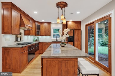 13057 Michie Ct, Woodbridge, VA 22192 - photo 2