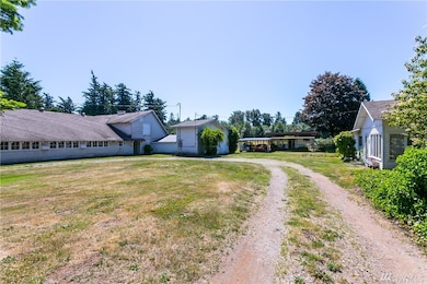 1063 W Axton Rd, Bellingham, WA 98226 - photo 4