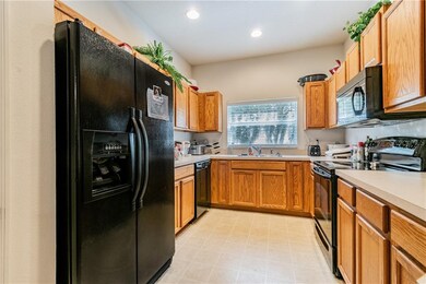 1035 Andrew Aviles Cir, Tampa, FL 33619 - photo 6