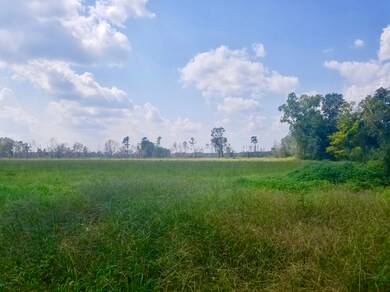 .75+/- acres of country living!