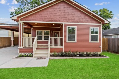 3905 Melbourne St, Houston, TX 77026 - photo 2