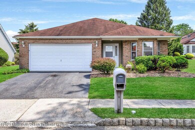 26 Hansom Ln, Marlboro, NJ 07746 - photo 2