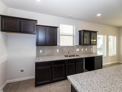 5169 Echo Falls Dr, Alvin, TX 77511 - photo 7