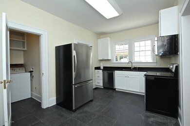 3562 Pine St, Jacksonville, FL 32205 - photo 6