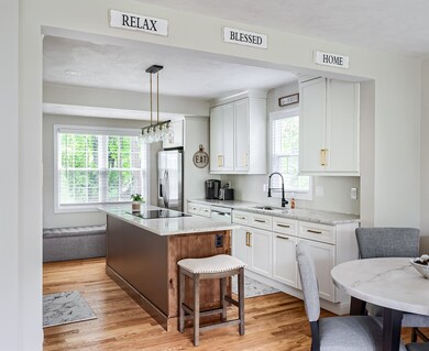 36 Phillips Rd, Holden, MA 01520 - photo 2