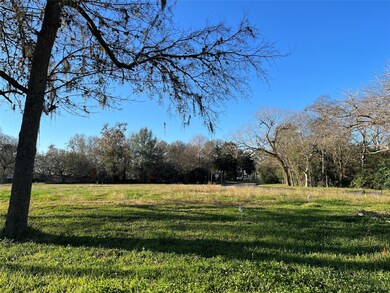 213 E Heritage Dr, Friendswood, TX 77546 - photo 5