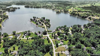 0 Shinanguag Dr unit 20251029355, Goodrich Vlg, MI 48438 - photo 2