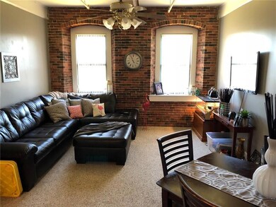 Island Terrace unit 111, Saco, ME 04072 - photo 3