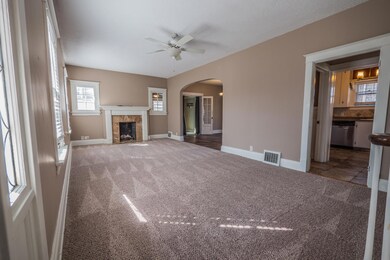 21 Windsor Place, Moberly, MO 65270 - photo 3