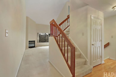 1170 Oak Hill Rd, Lake Barrington, IL 60010 - photo 2