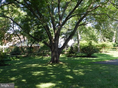 405 Foulkstone Rd, Wilmington, DE 19803 - photo 4