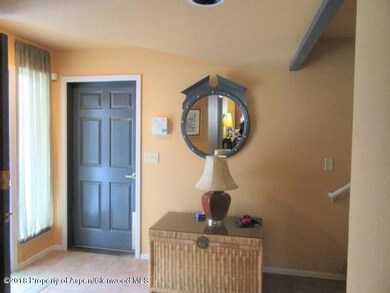 2 Entrance_600x450