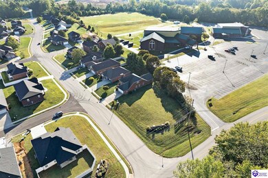 700 Abbeywood Rd, Elizabethtown, KY 42701 - photo 3