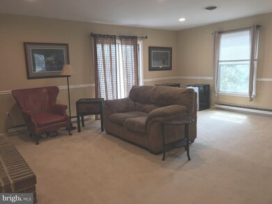 1420 Outer Dr, Hagerstown, MD 21742 - photo 5