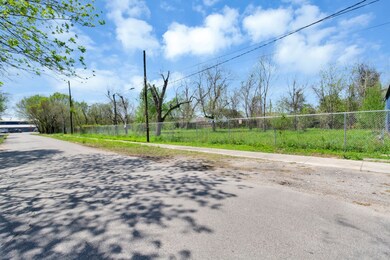 5902 Eastwood St, Houston, TX 77021 - photo 3