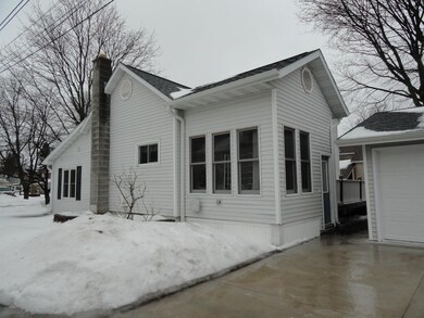 211 S 3rd St, Tomahawk, WI 54487 - photo 3