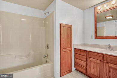 24855 Raven Rock Rd, Sabillasville, MD 21780 - photo 5