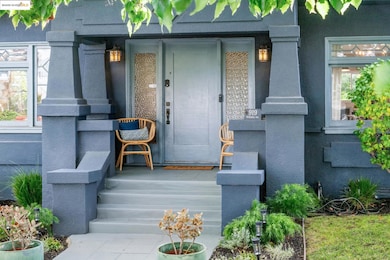 919 Mckinley Ave, Oakland, CA 94610 - photo 5