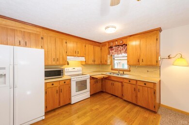 289 Seminole Dr, Madison Heights, VA 24572 - photo 6