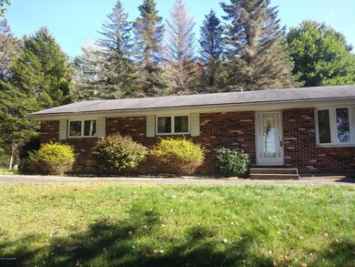 7724 Lake Shore Dr, Pocono Lake, PA 18347 - photo 2