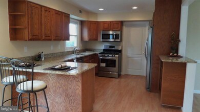 4106 Crosswick Turn, Bowie, MD 20715 - photo 2