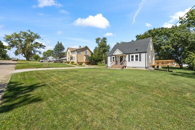 1907 Southlawn Dr, Des Moines, IA 50315 - photo 2