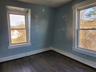 30 Elm St unit 6, Whitefield, NH 03598 - photo 5