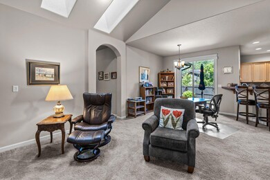 2023_07_20_60311_addie_triplett_loop-14
