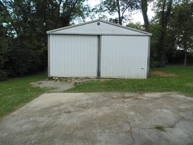 426 Fairground Heights, Shelbyville, TN 37160 - photo 6