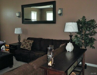 5552 Reid Ln, Allentown, PA 18104 - photo 6