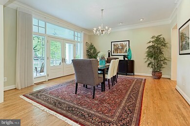 401 East St SE, Vienna, VA 22180 - photo 6