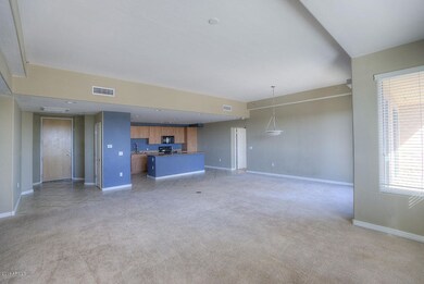 Tapestry on Central unit 508, Phoenix, AZ 85004 - photo 4