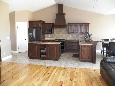 1286 W 600 N, Blackfoot, ID 83221 - photo 6