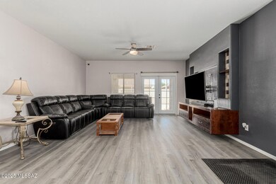 20902 E Frontier Rd, Red Rock, AZ 85145 - photo 7