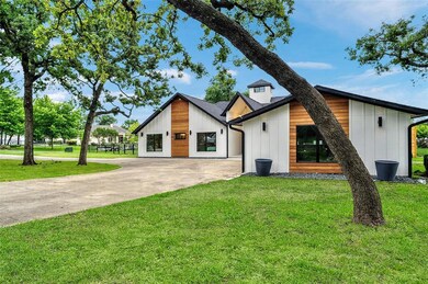 103 Sarsi Cove, Gainesville, TX 76240 - photo 3