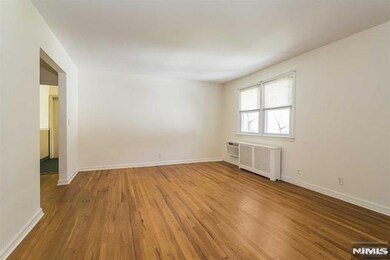 15-17 Plaza Rd unit C, Fair Lawn, NJ 07410 - photo 7