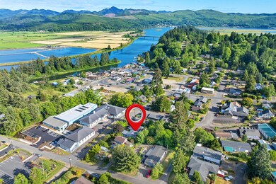 Walsh-36150_9th_St-007-Broken_Banjo-WEB