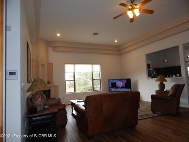 6525 High Point Dr, Farmington, NM 87402 - photo 5