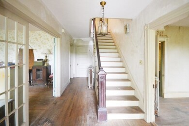 88 Randolph Rd, Worcester, MA 01606 - photo 3