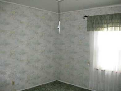 72 Oak St, Homer City, PA 15748 - photo 5