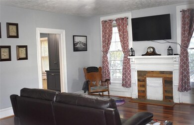 171 NE Broad St, Fairburn, GA 30213 - photo 7