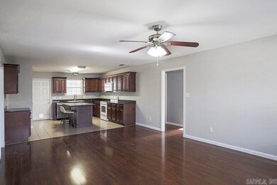 106 Pope Dr, Benton, AR 72015 - photo 5